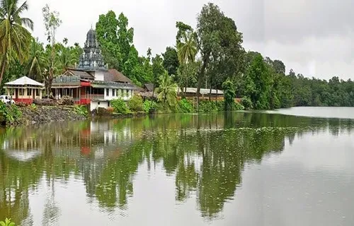 Kavadi Kere Lake near Dandeli, Karnataka